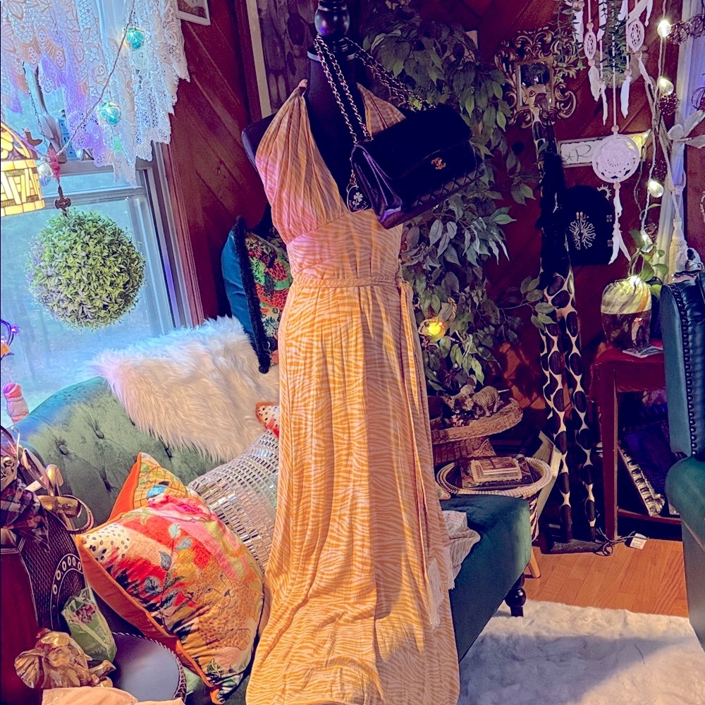 Elegant Yellow Maxi Dress
